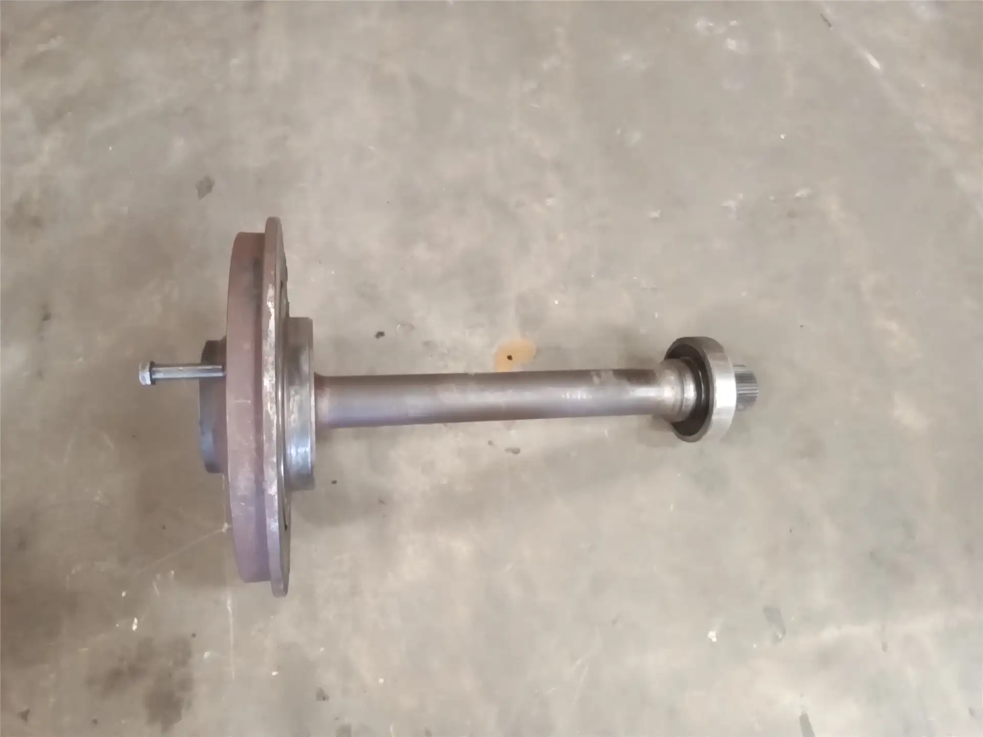 USED SHAFT WITH FL image