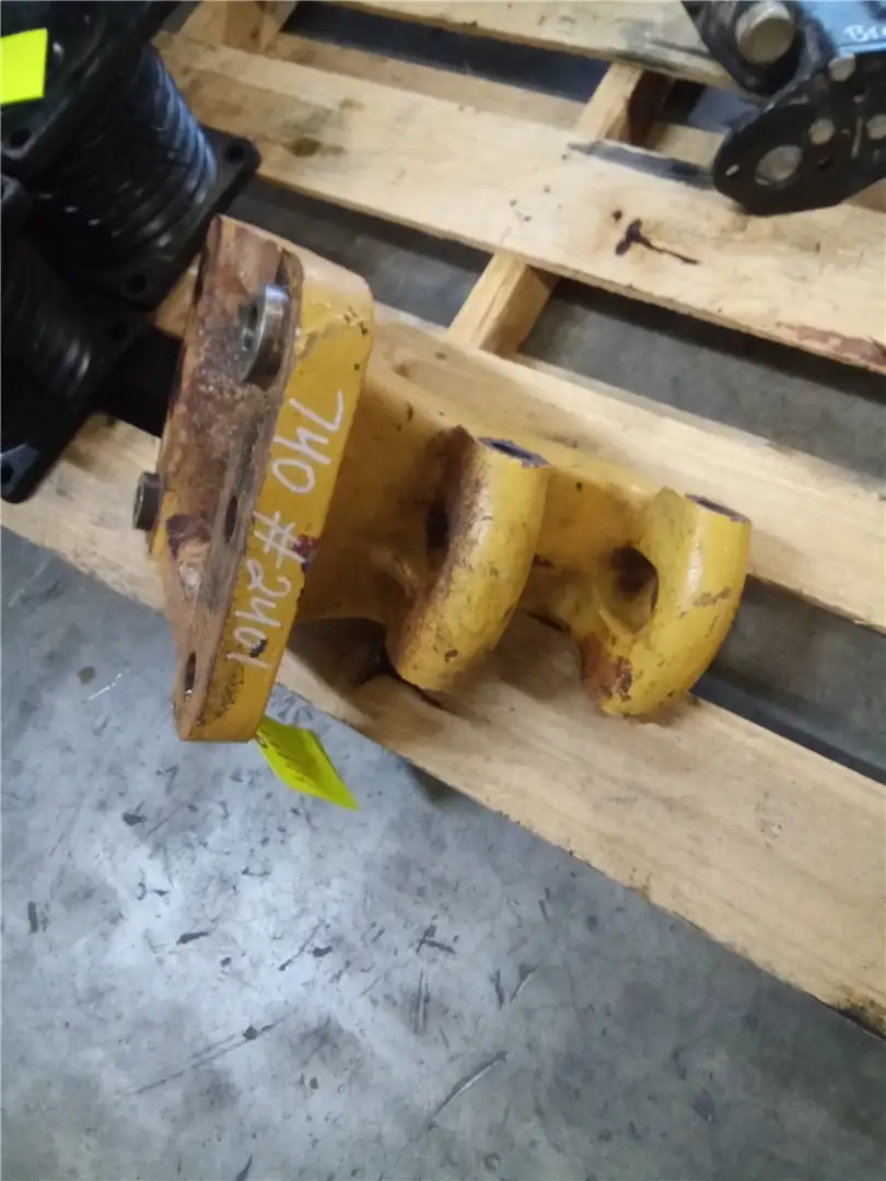USED BRACKET image