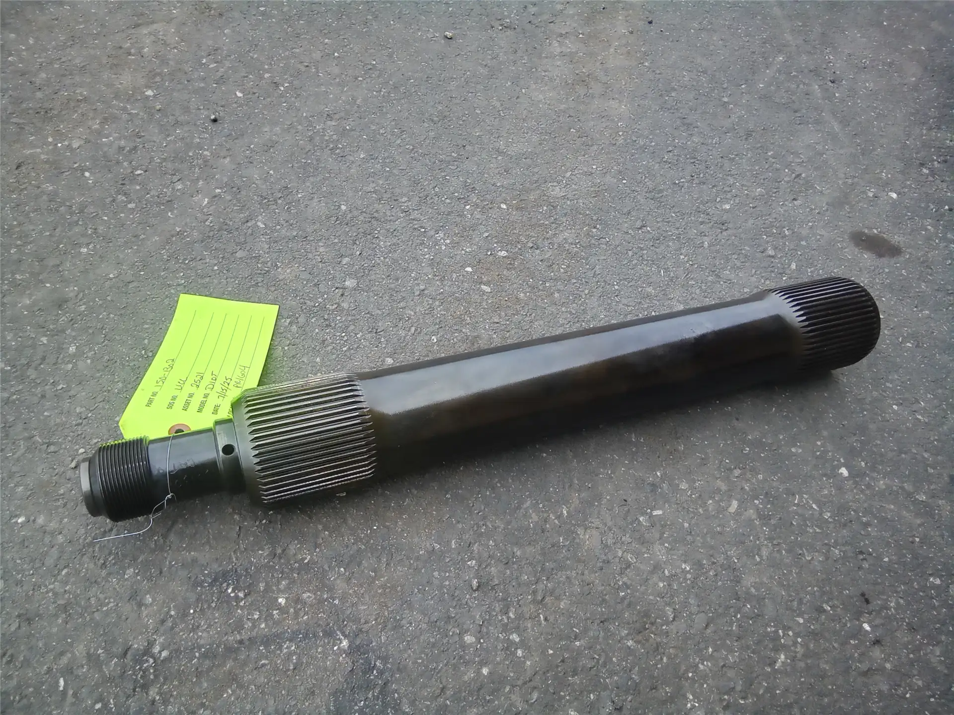 USED AXLE SHAFT image