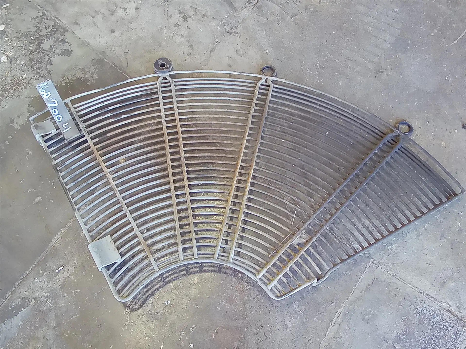 USED FAN GUARD image