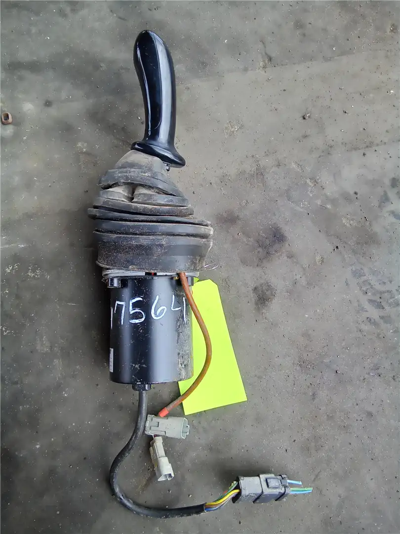 USED LH JOYSTICK image