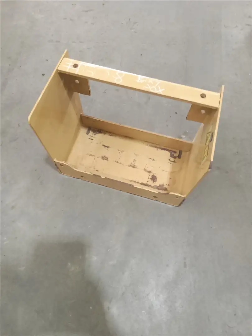 USED BATTERY BOX image