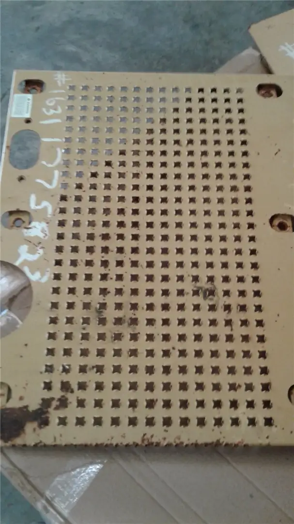 USED COVER image
