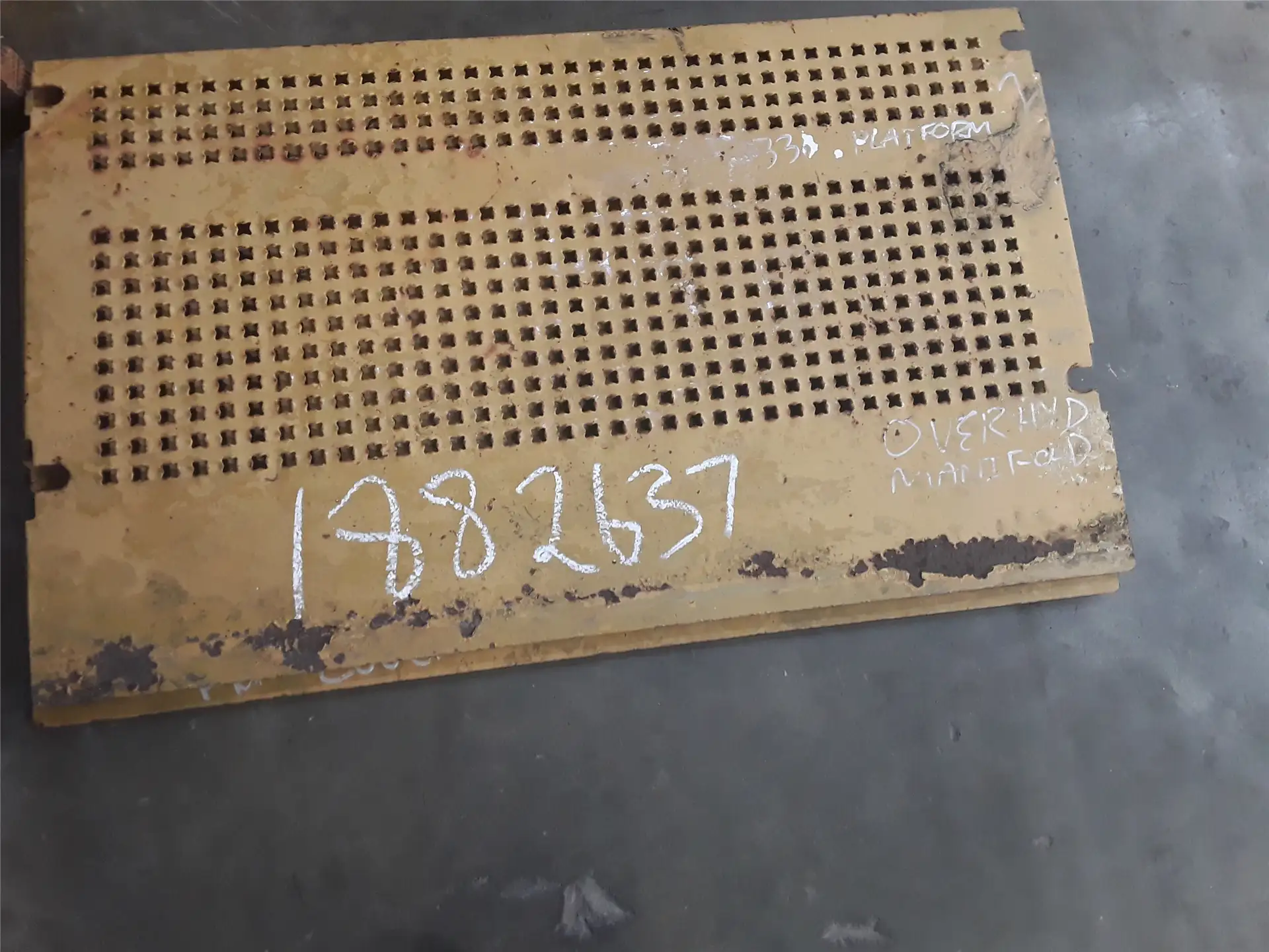 USED ENCLOSURE image