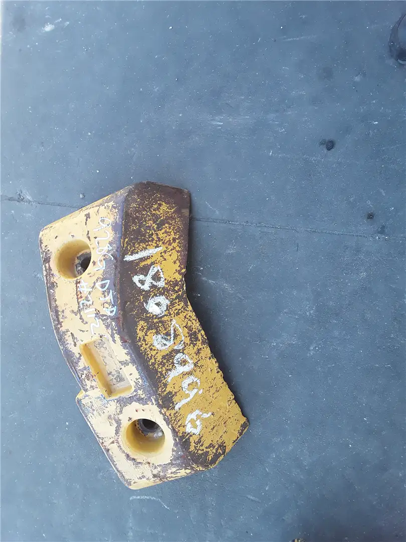 USED COUNTER WEIGH image