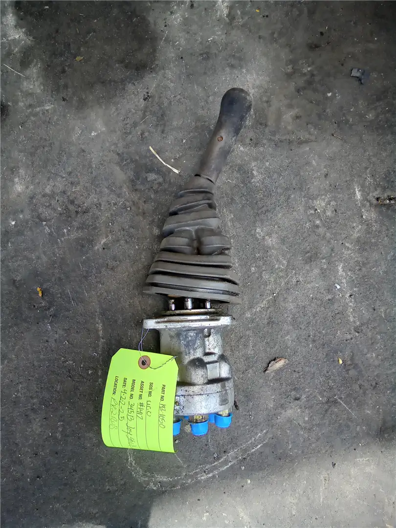 USED JOYSTICK CON image