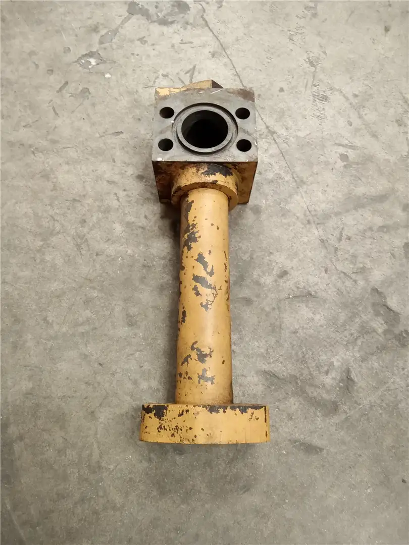 USED ELBOW image