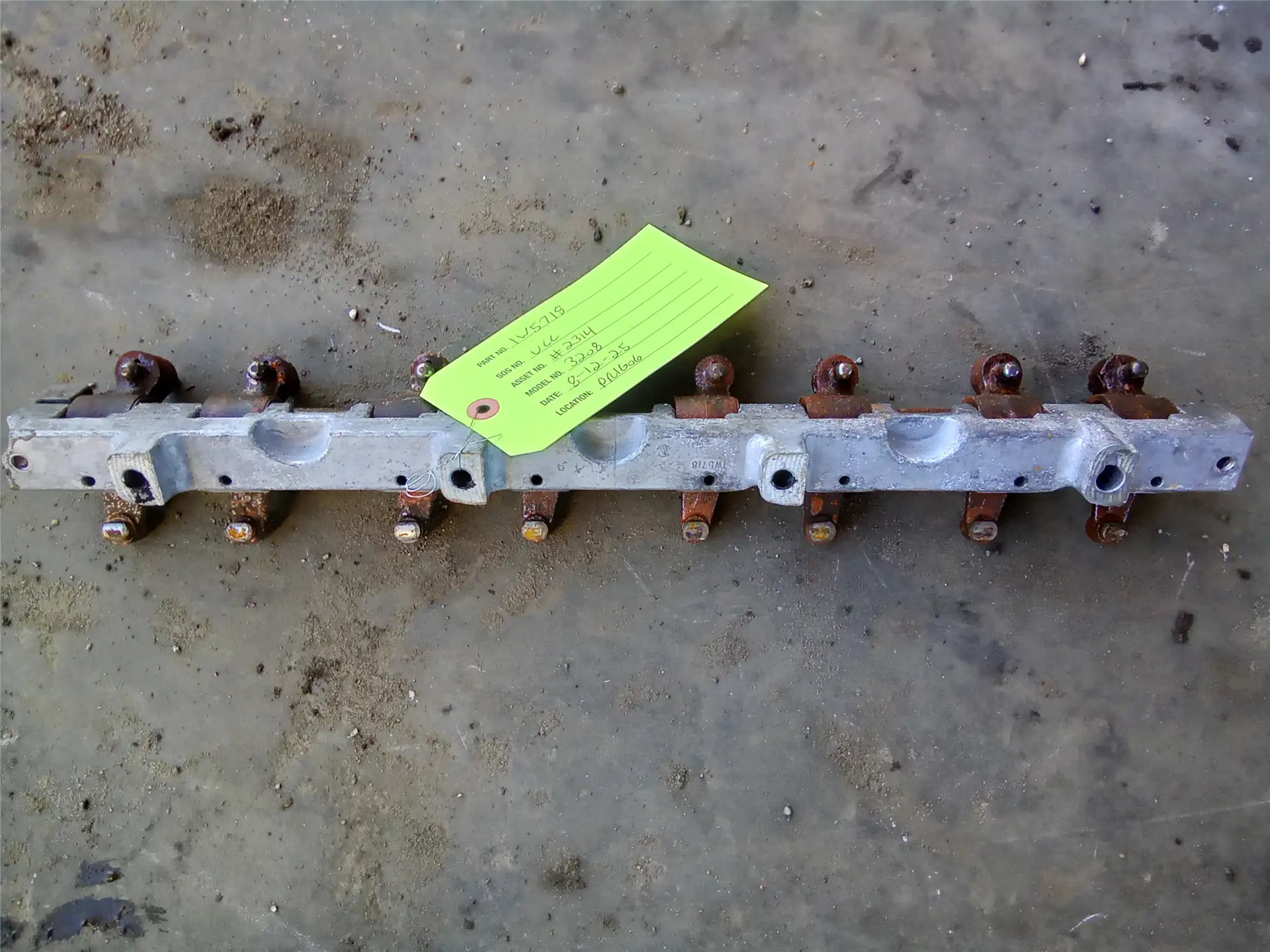 USED VALVE MECHANI image