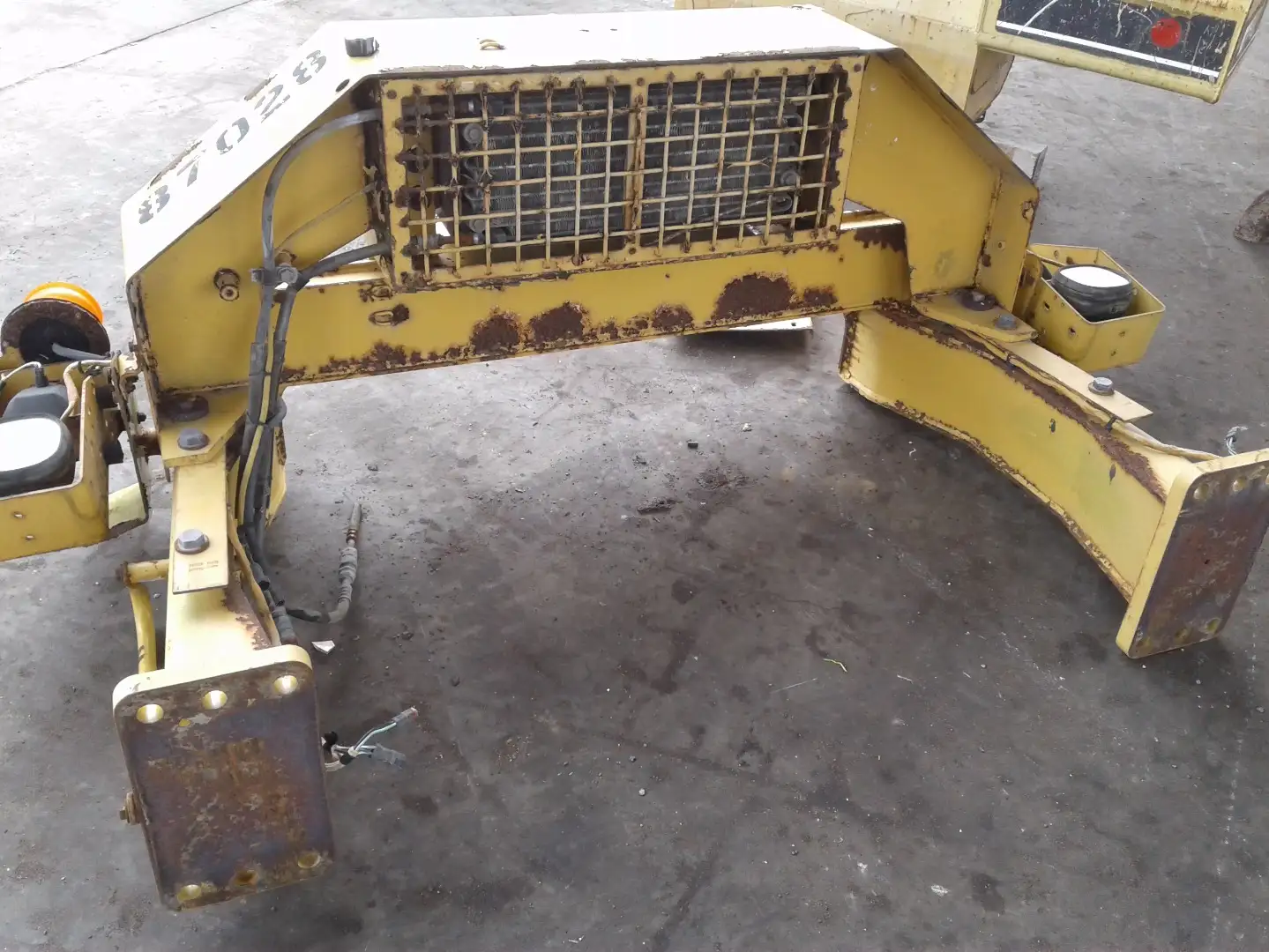 USED ROPS image