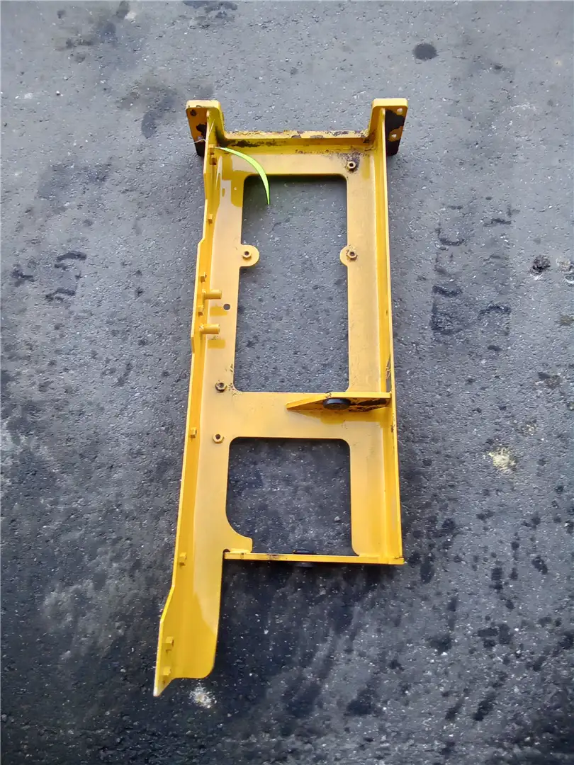 USED TANK MOUNT image