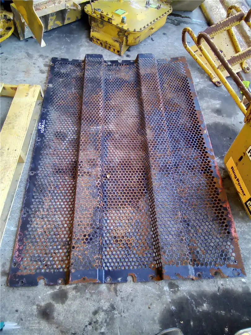 USED RADIATOR GUAR image
