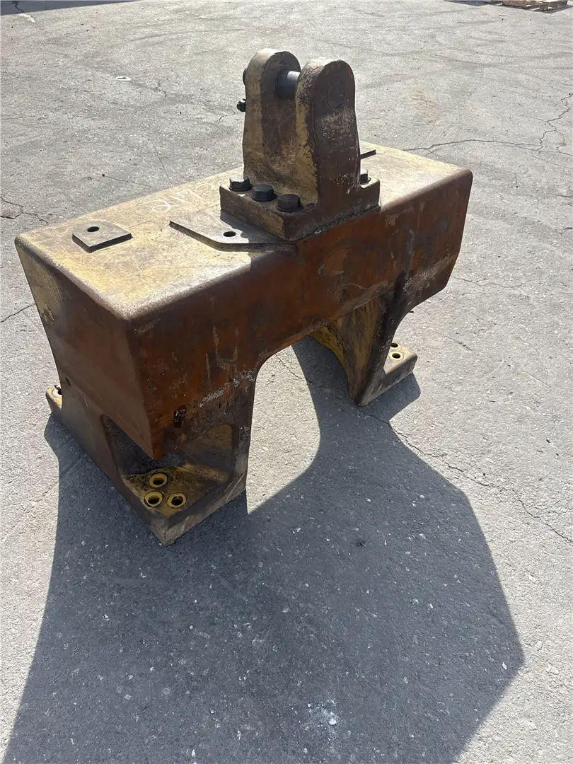 USED COUNTERWEIGHT image