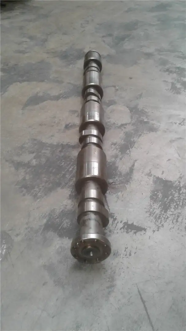 USED CAMSHAFT image