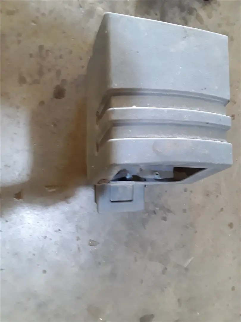 USED COVER image