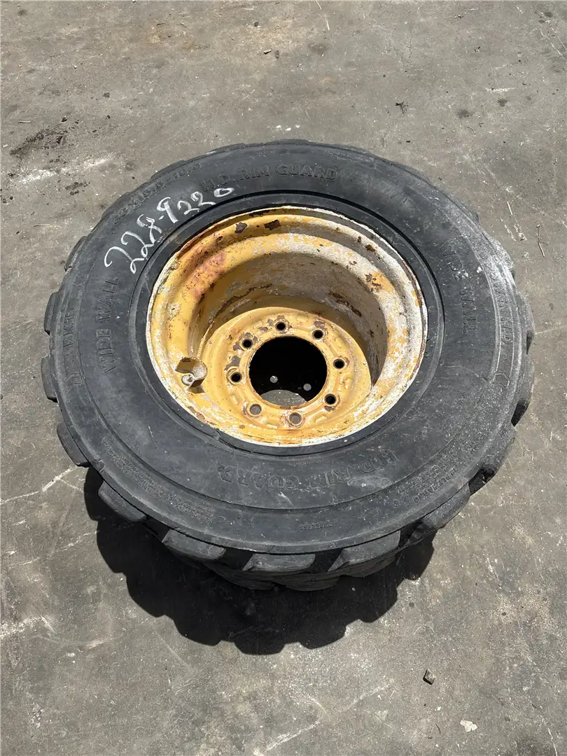 USED TIRE-RIM GP image
