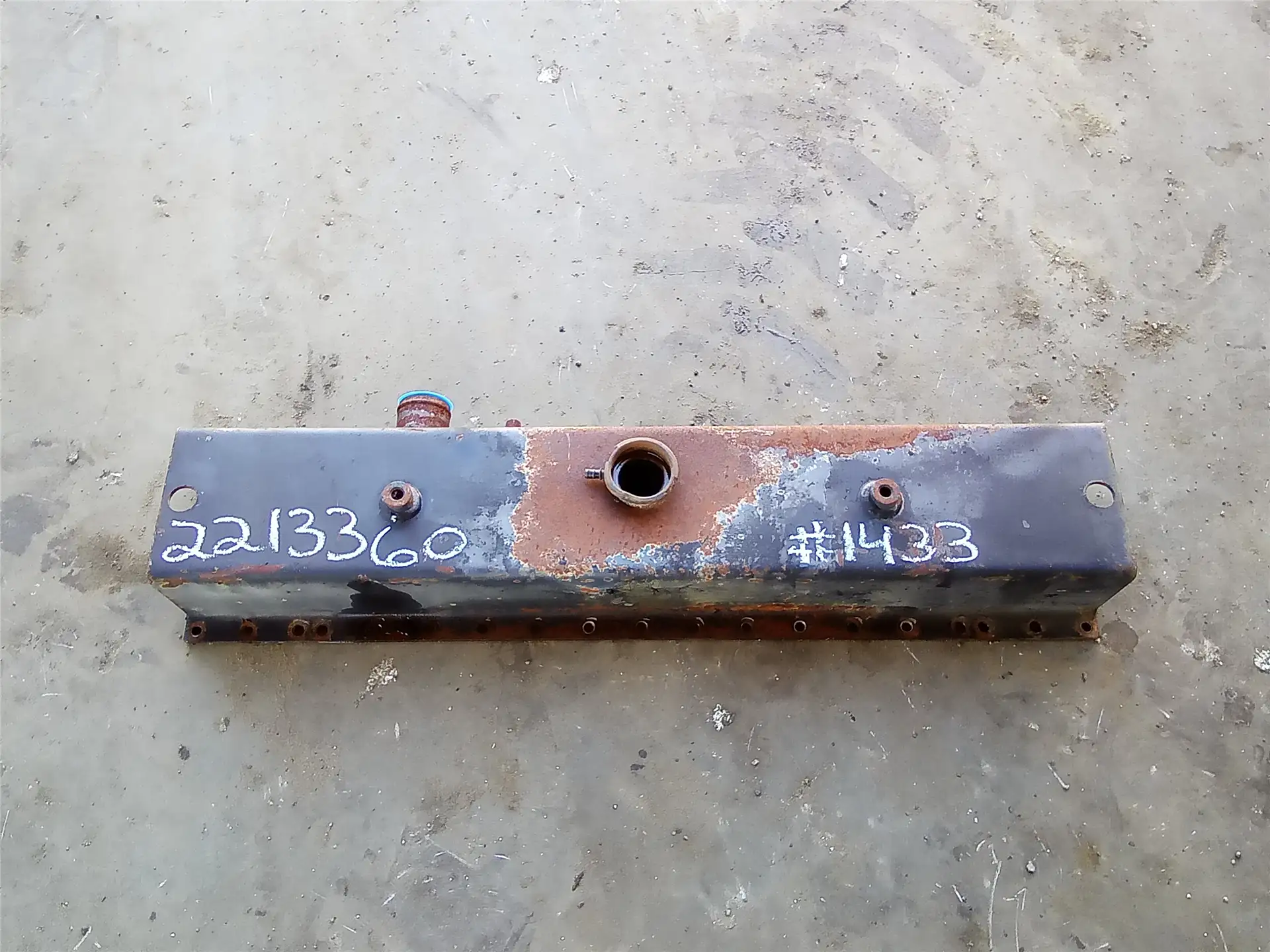 USED TANK AS image