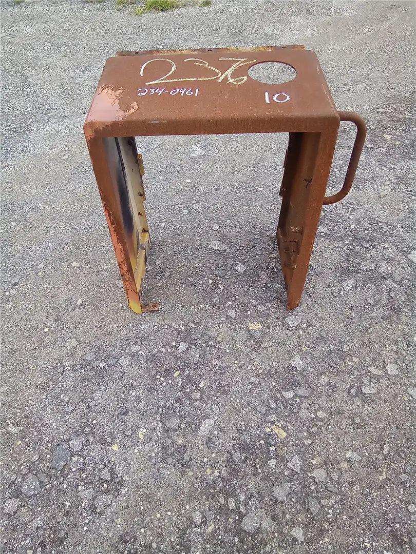 USED GUARD image