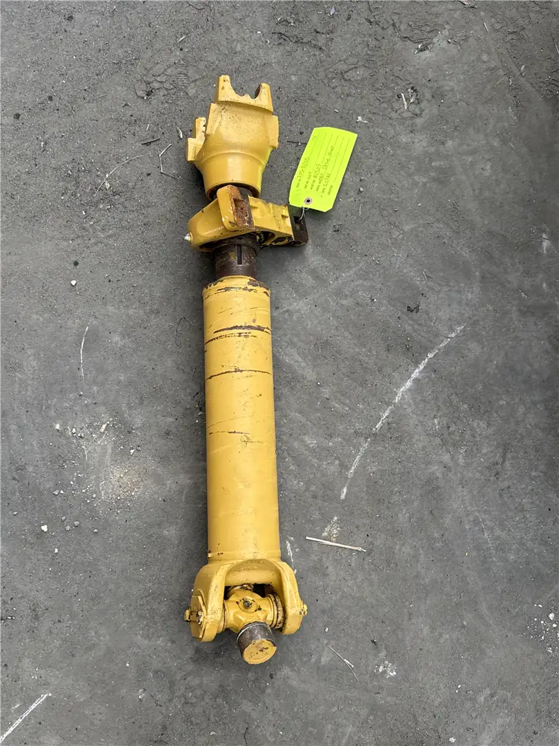 USED DRIVESHAFT image