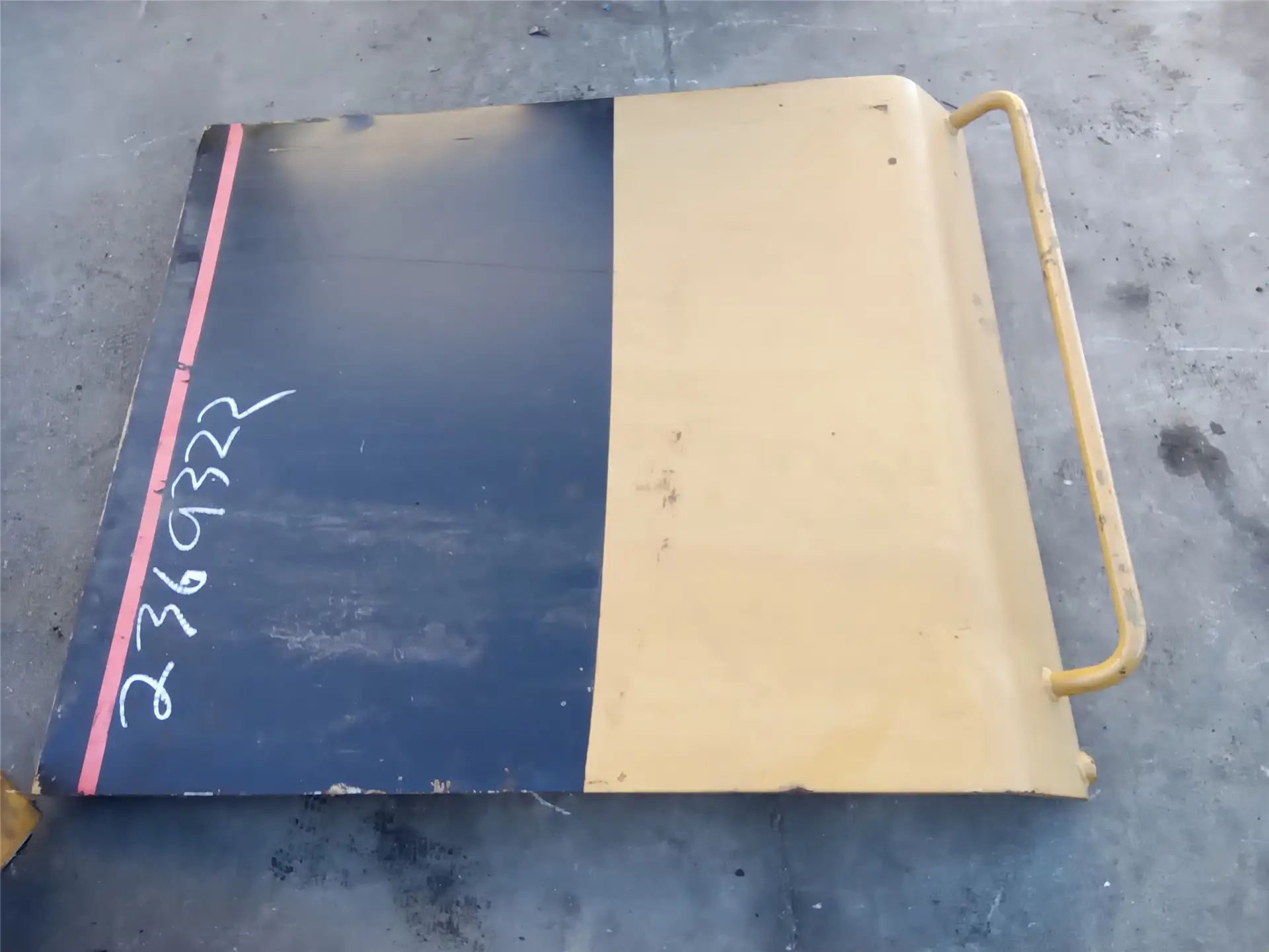 USED ACCESS DOOR image
