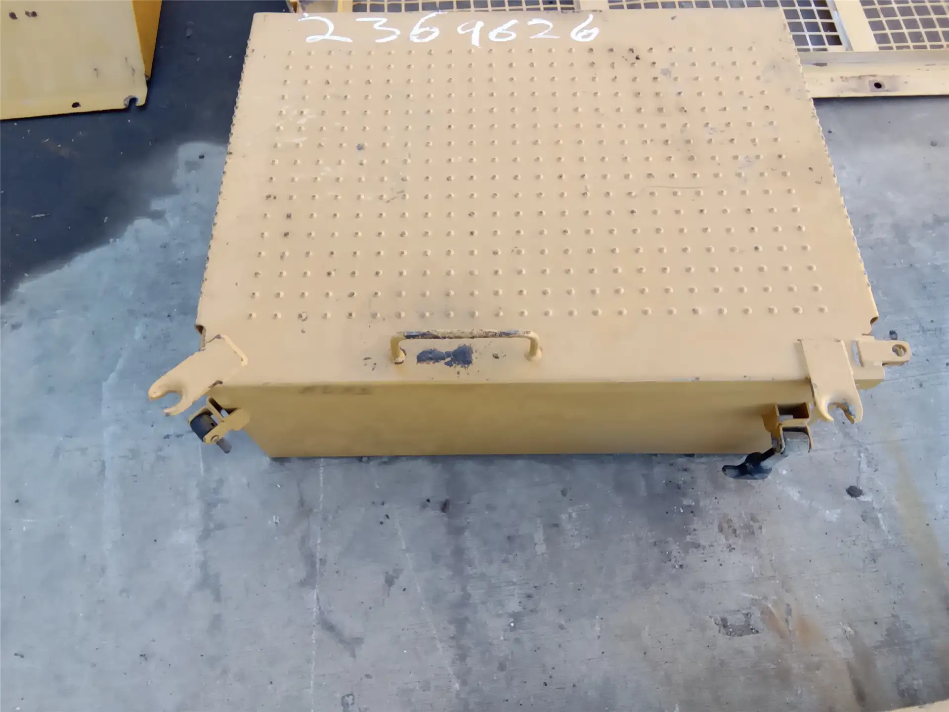 USED BATTERY BOX image