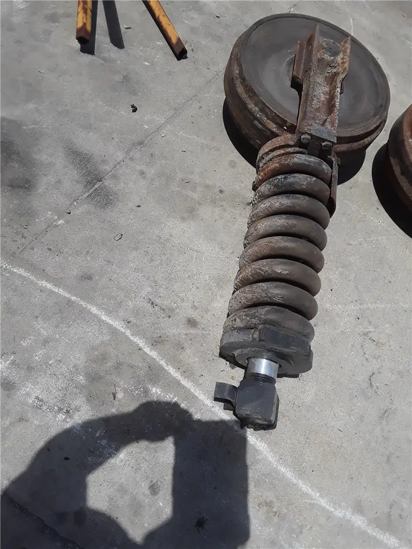 USED TRACK ADJUSTE image