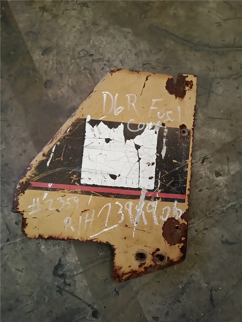 USED PLATE image