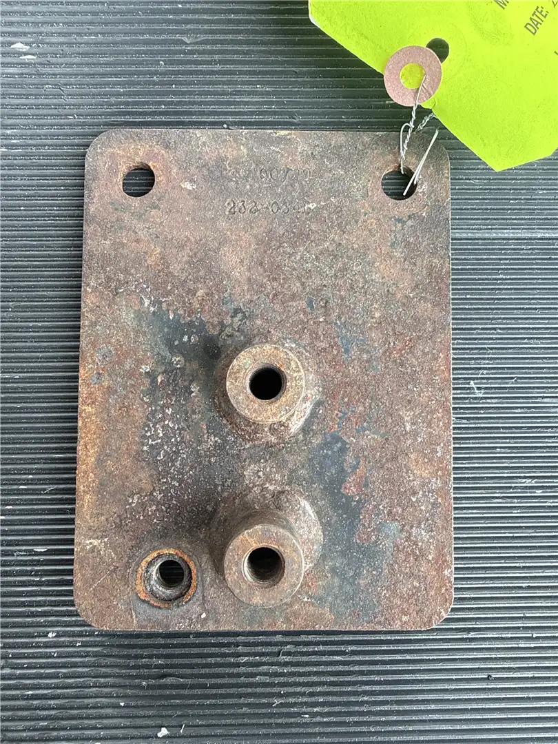 USED BRACKET AS image