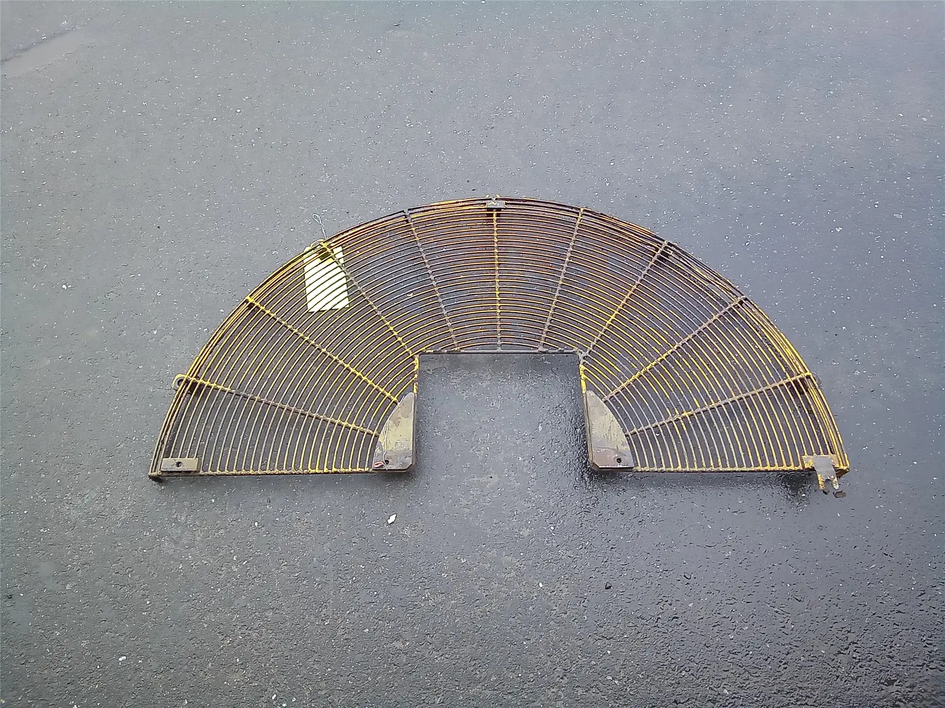 USED FAN GUARD image