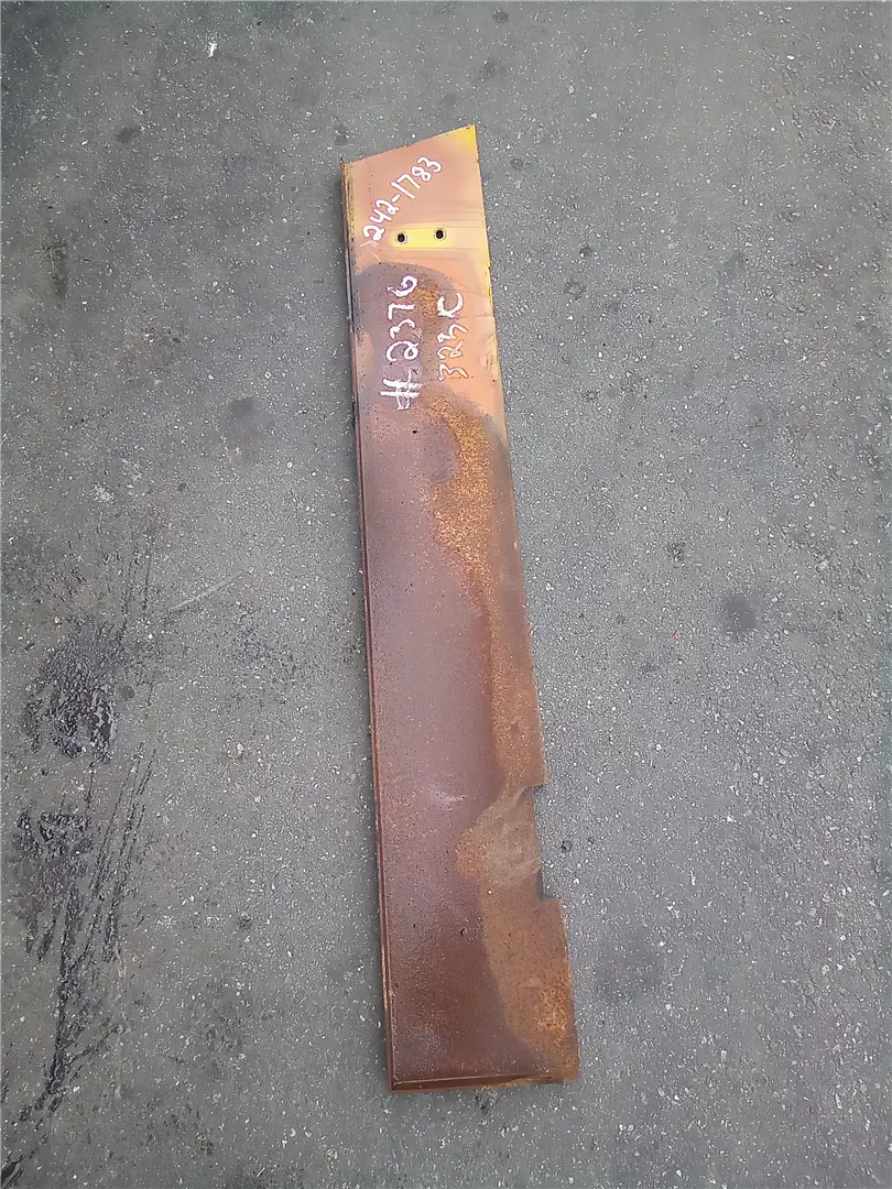 USED RH PANEL image