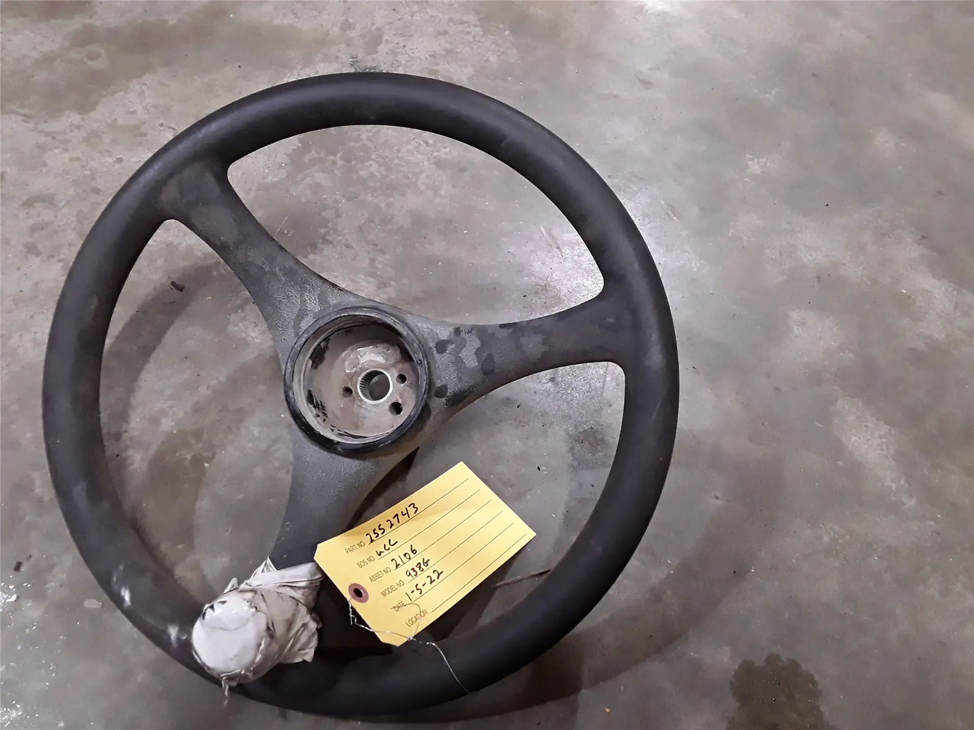 USED WHEEL-STEERI image