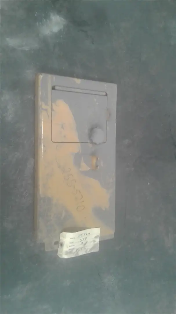 USED COVER image