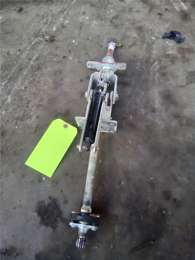 USED STEERING COLU image