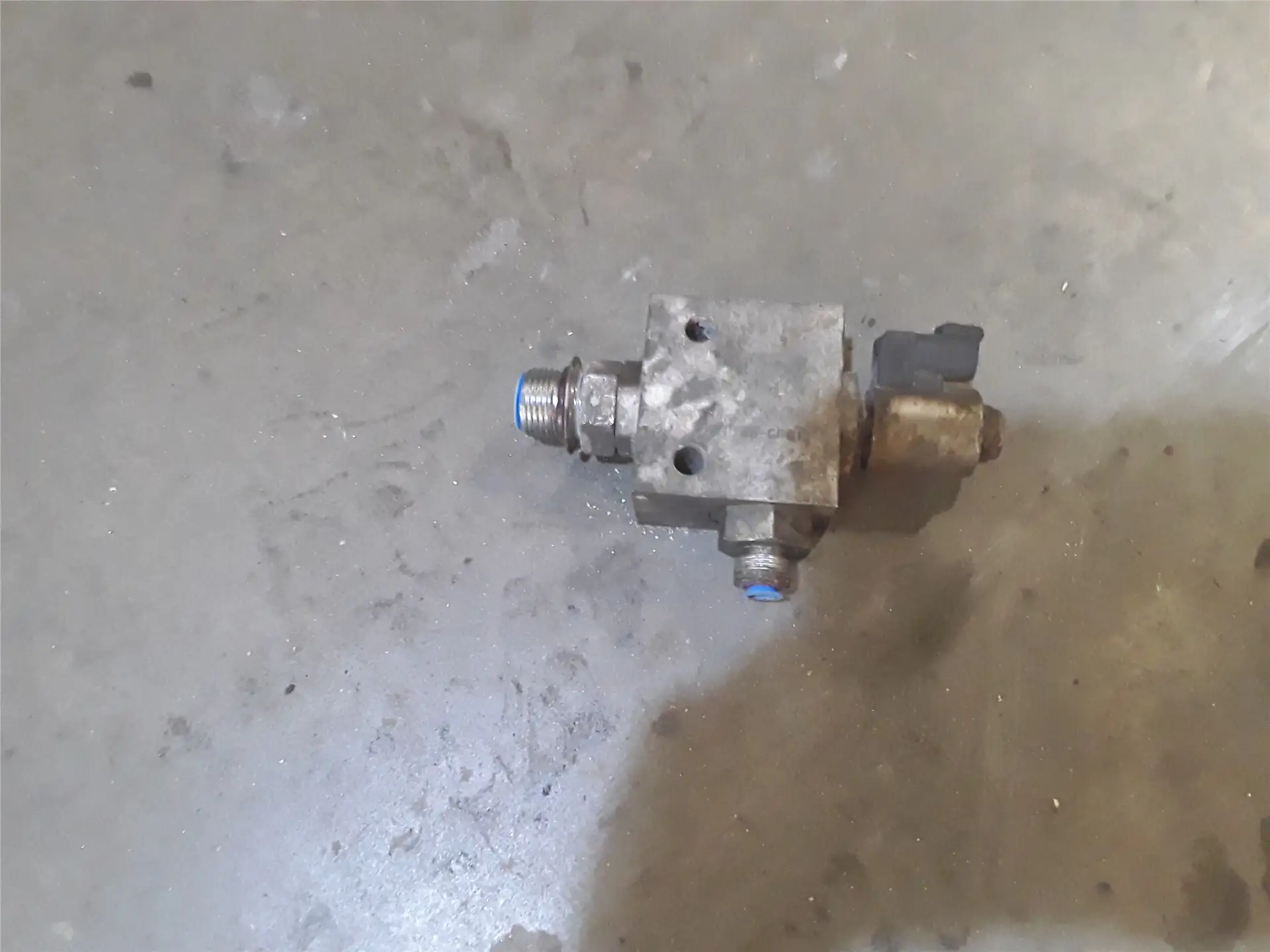 USED MANIFOLD GP-C image
