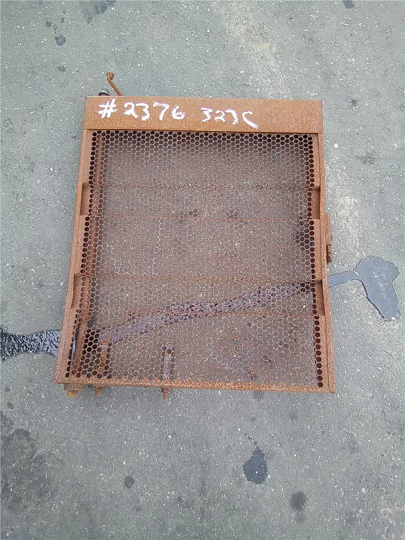 USED GRILL image