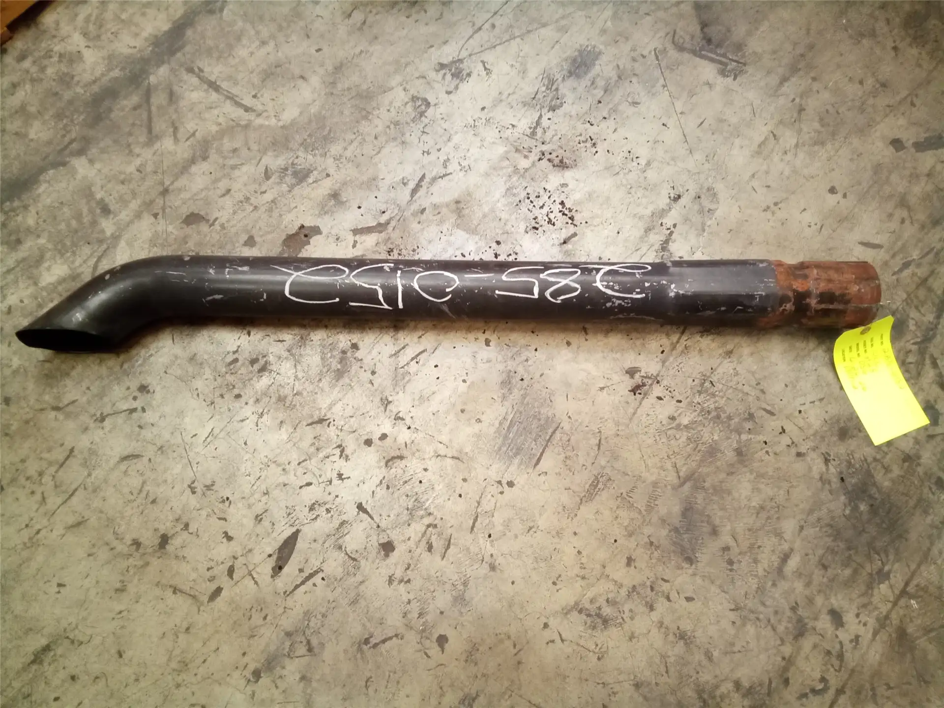 USED EXHUAST PIPE image
