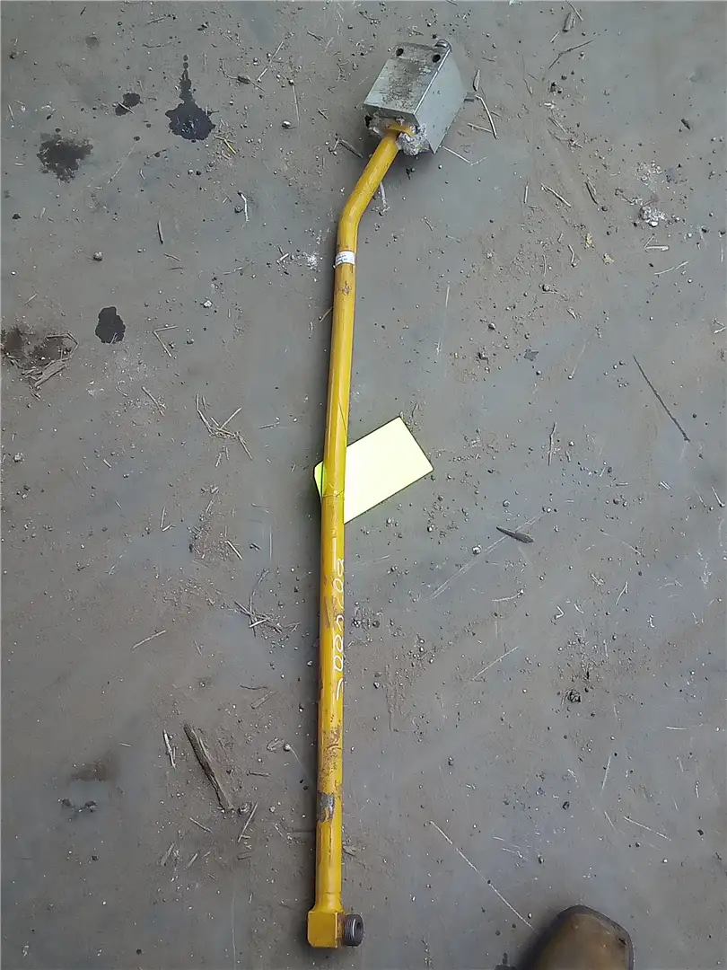 USED TUBE VALVE image