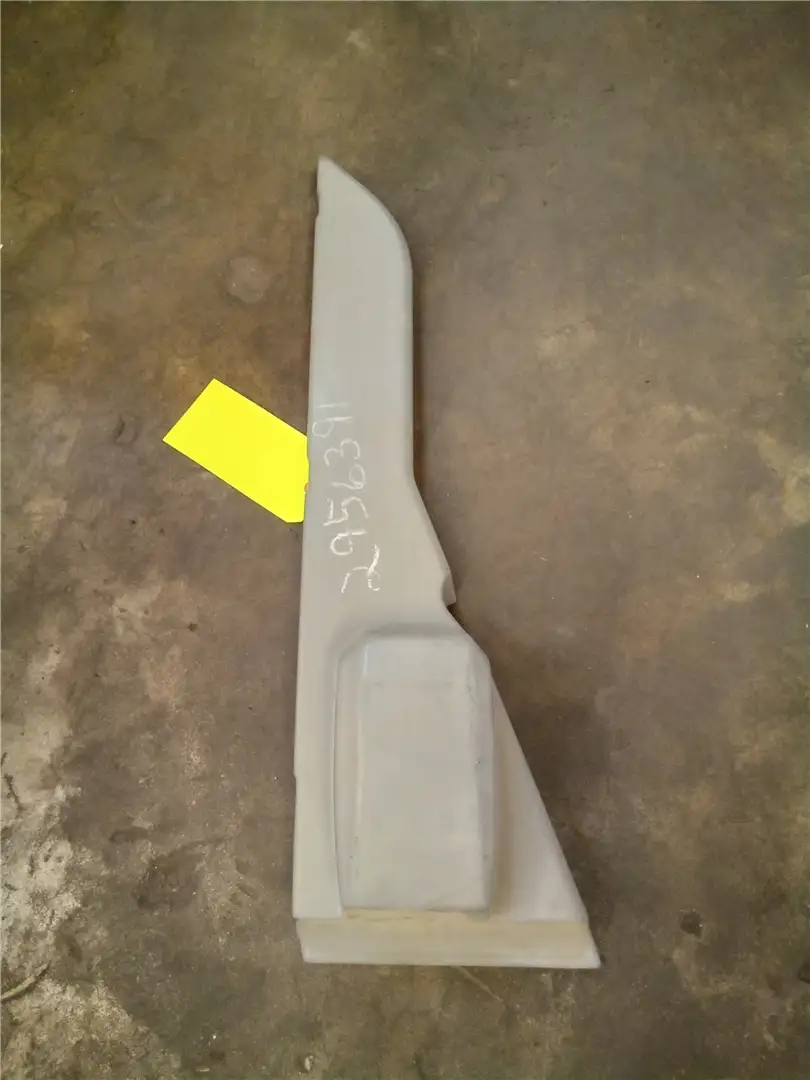 USED COVER image