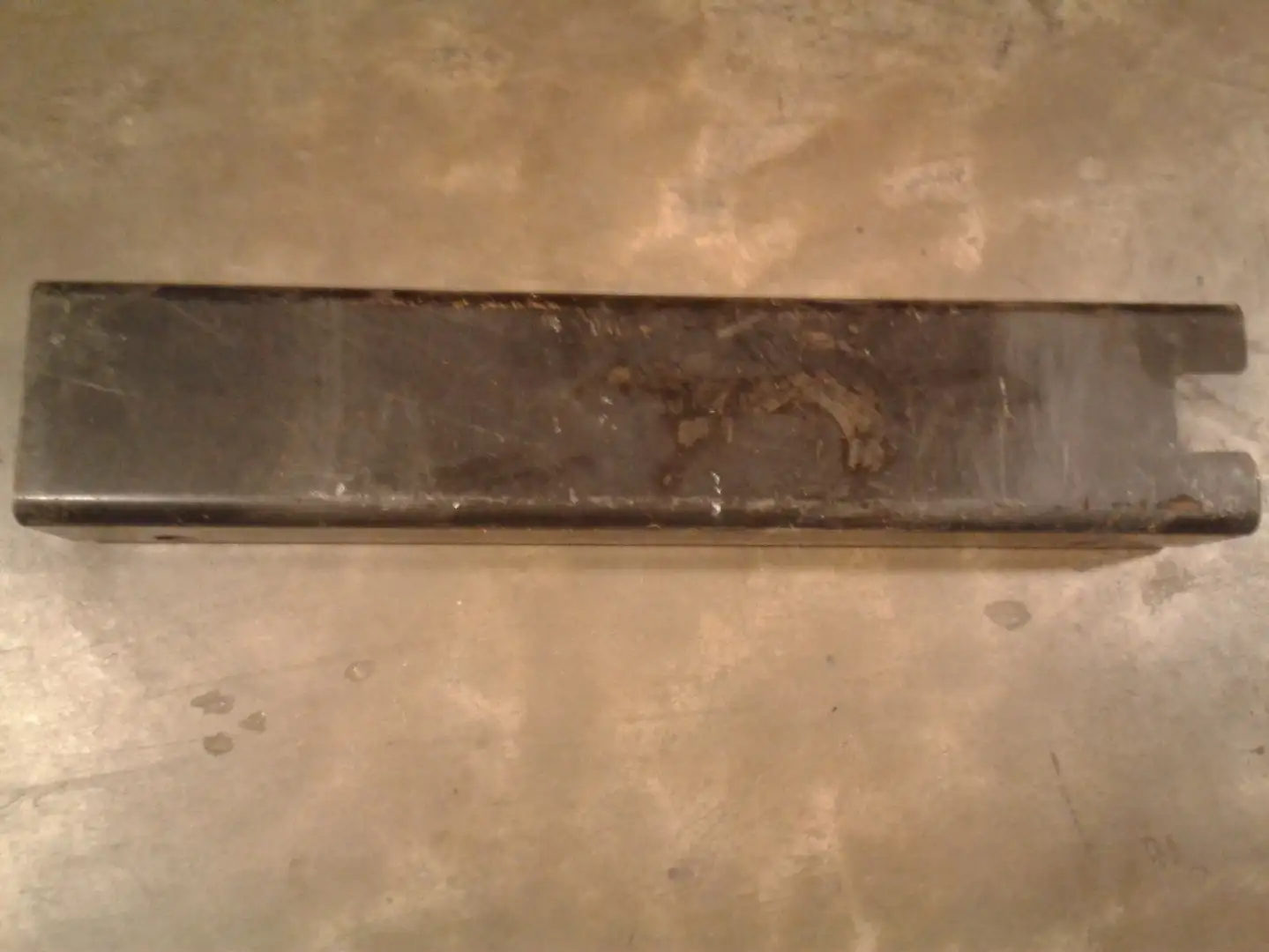 USED PLATE image