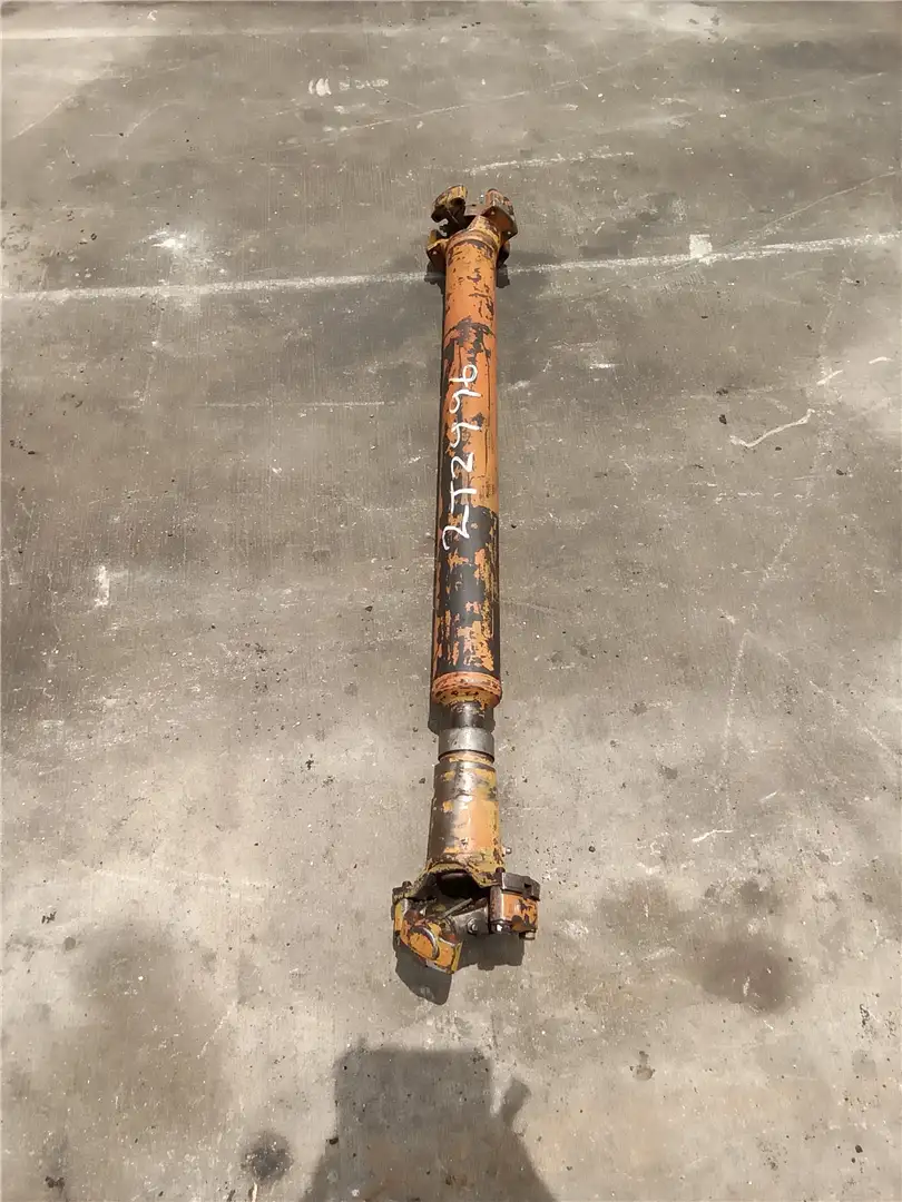USED DRIVE SHAFT image
