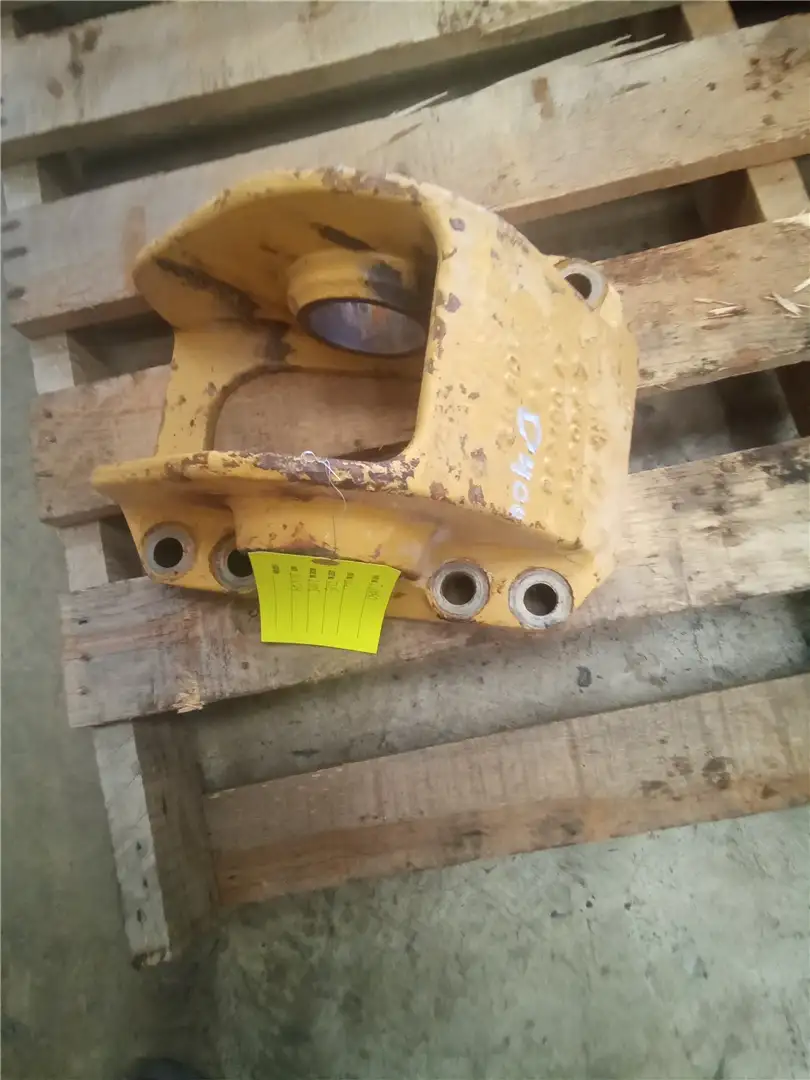 USED BRACKET image