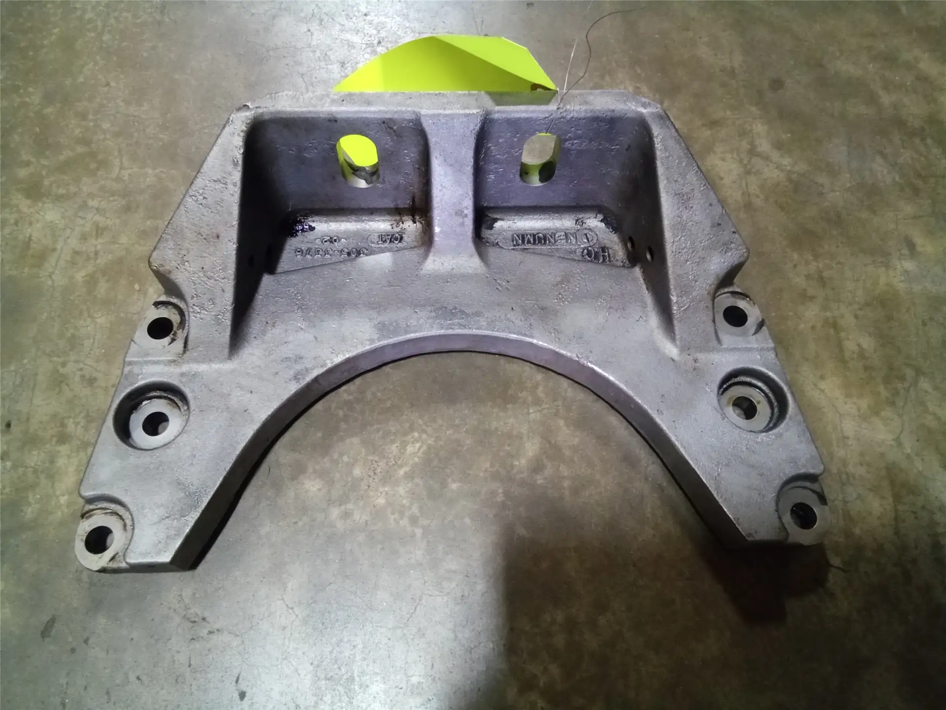 USED SUPPORT image