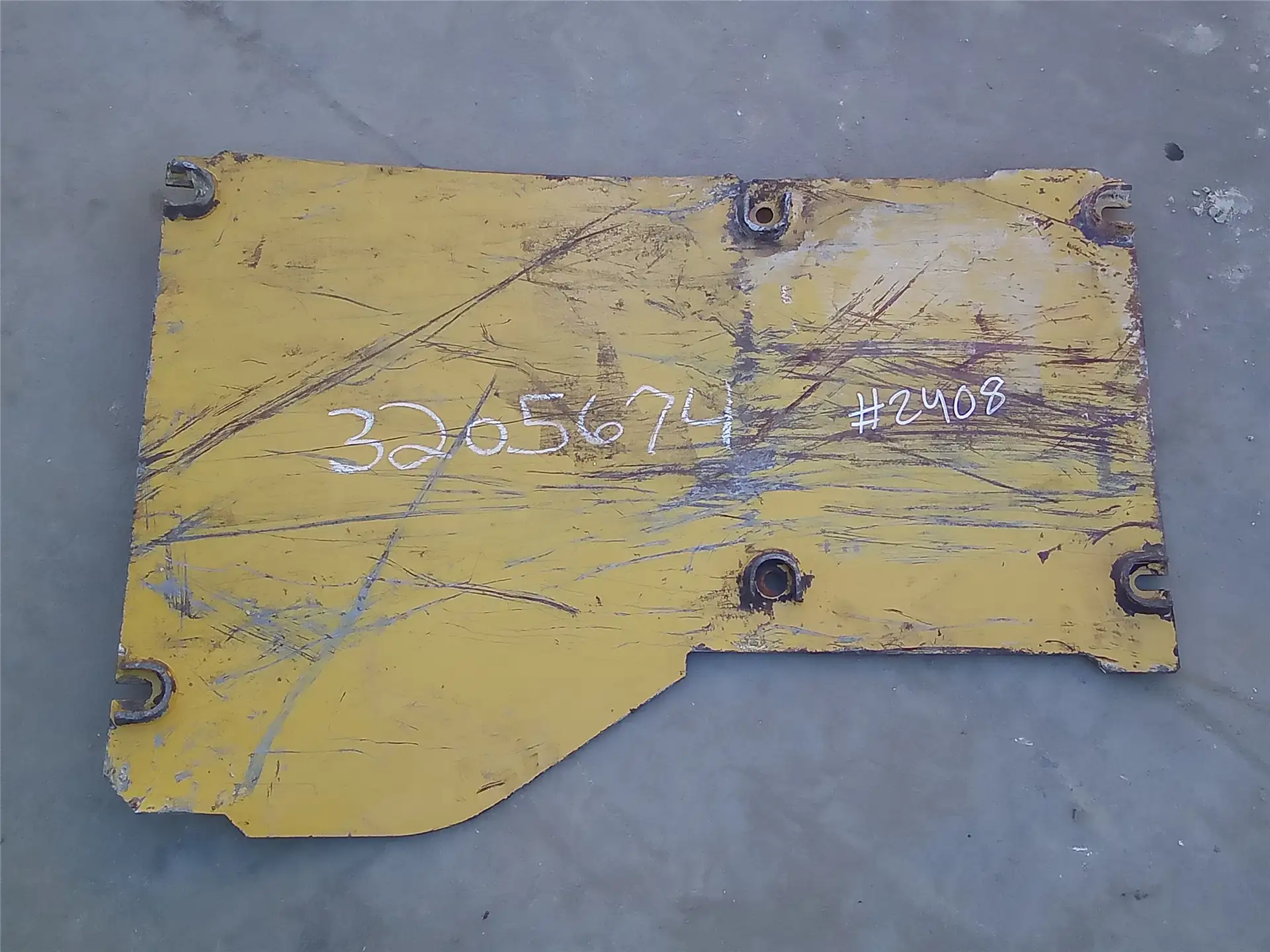 USED PLATE image