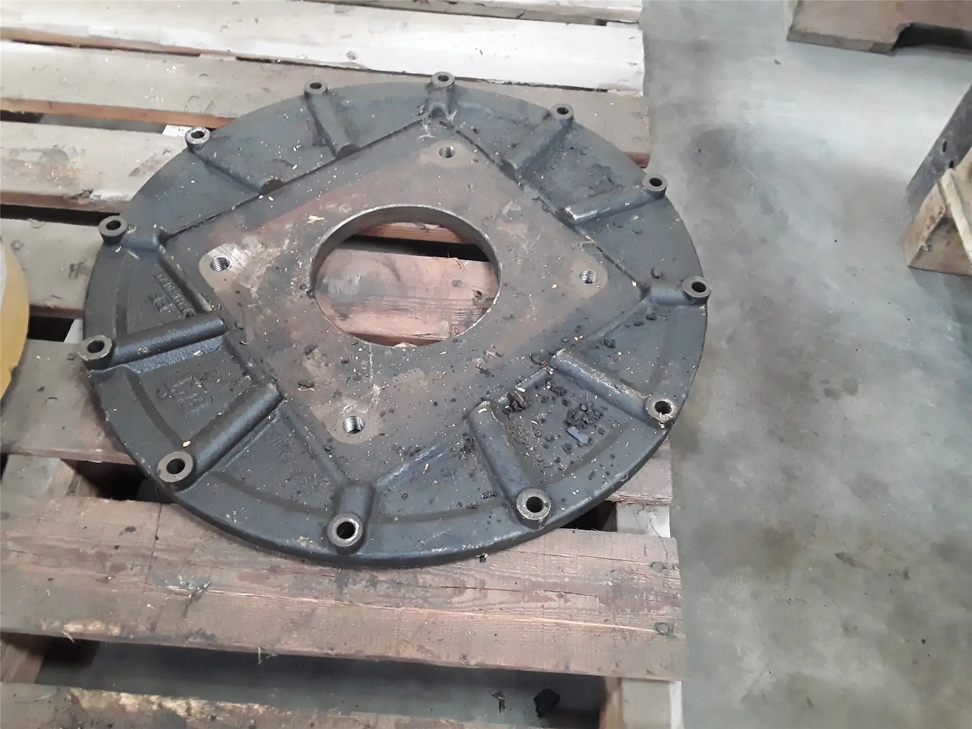 USED PLATE image
