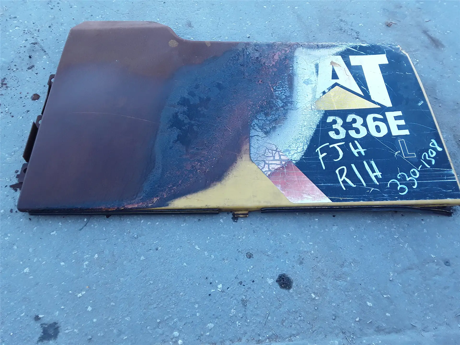 USED PANEL image