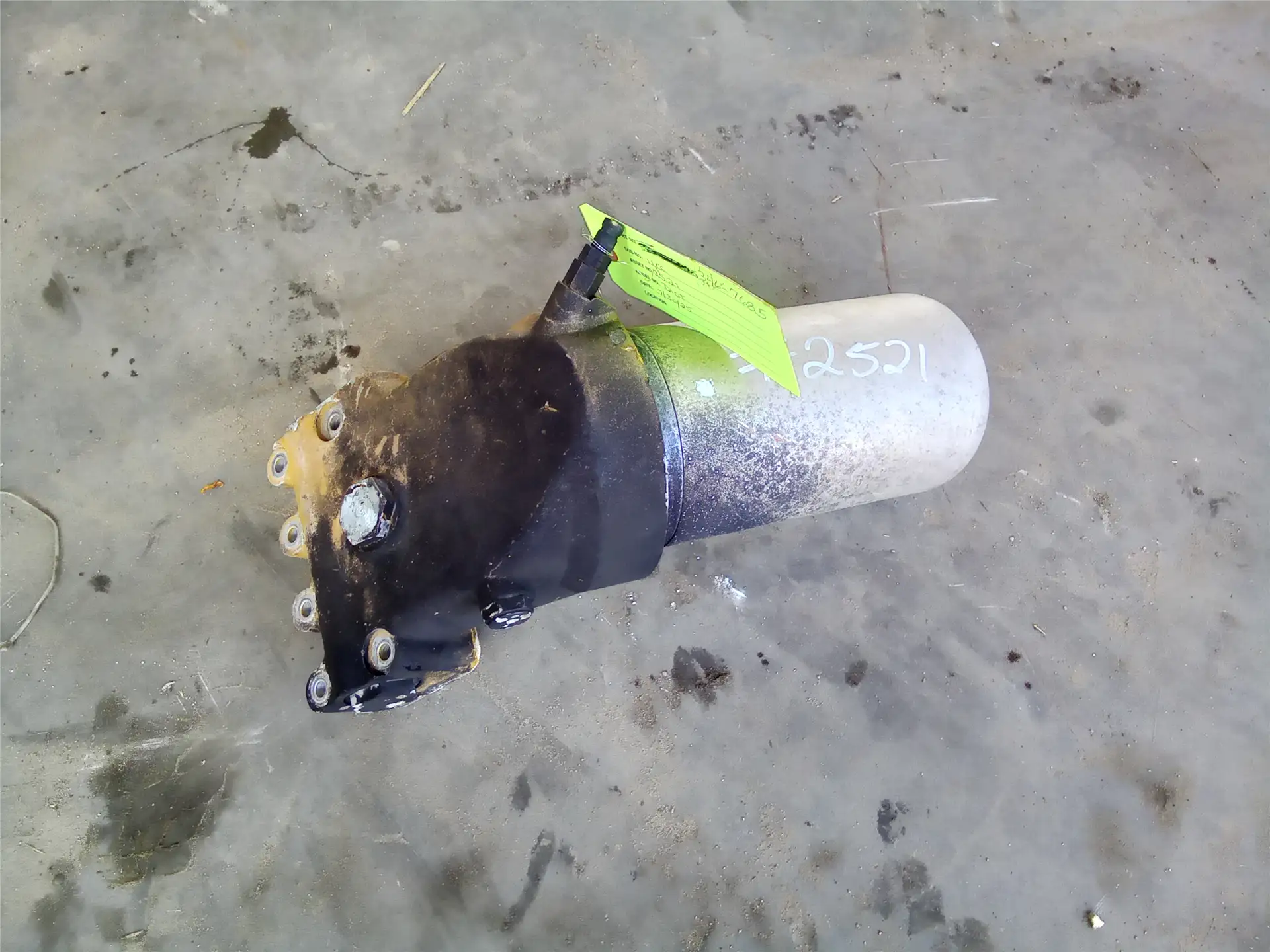 USED OIL FILTER GP image