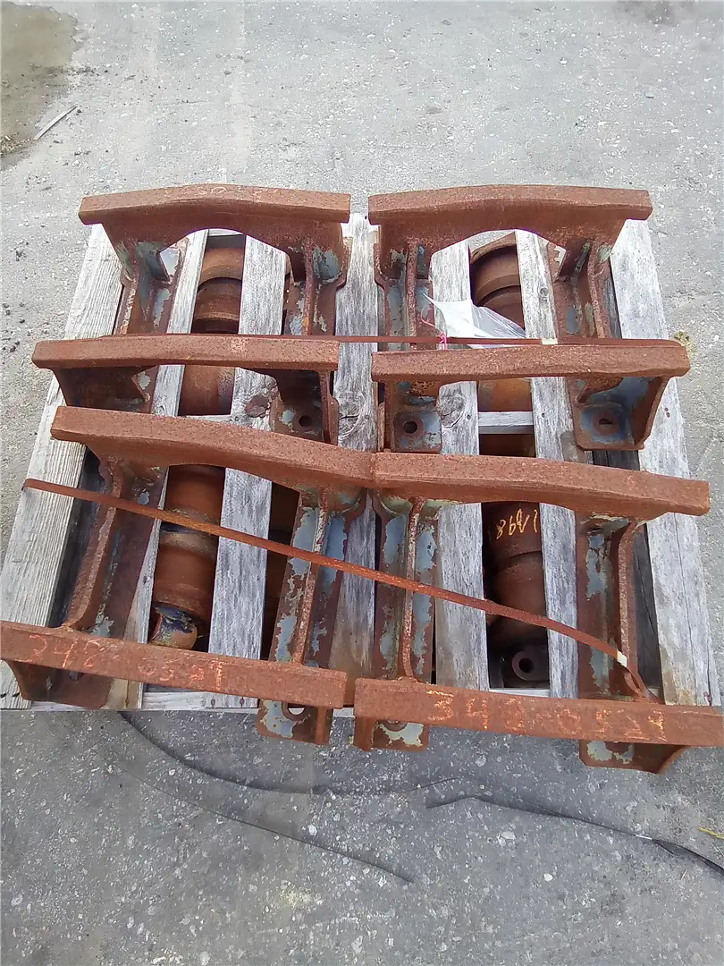 USED TRACK GUARD image