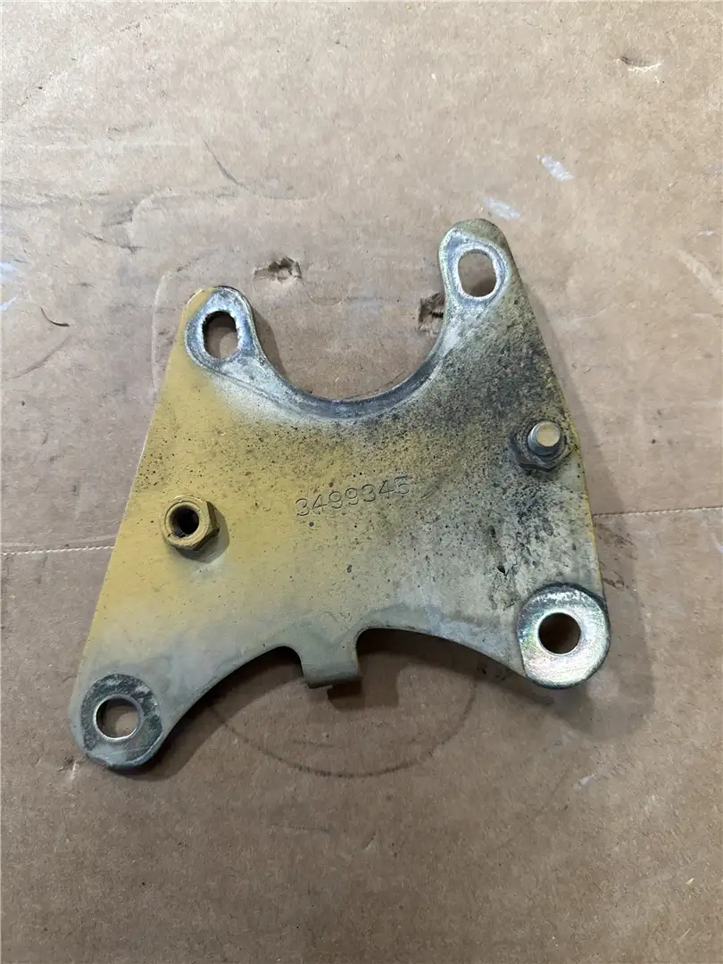 USED BRACKET image