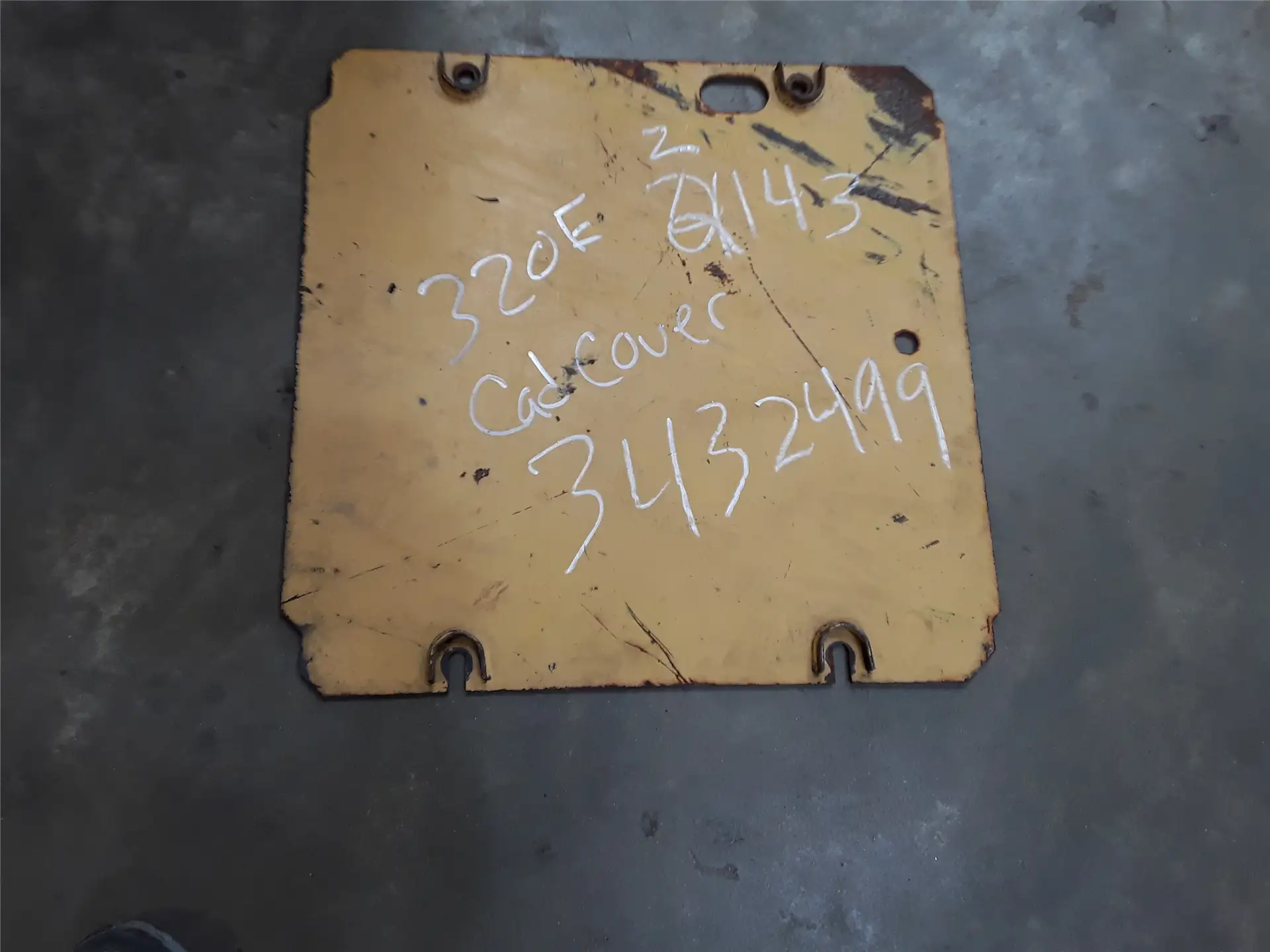 USED PLATE AS image
