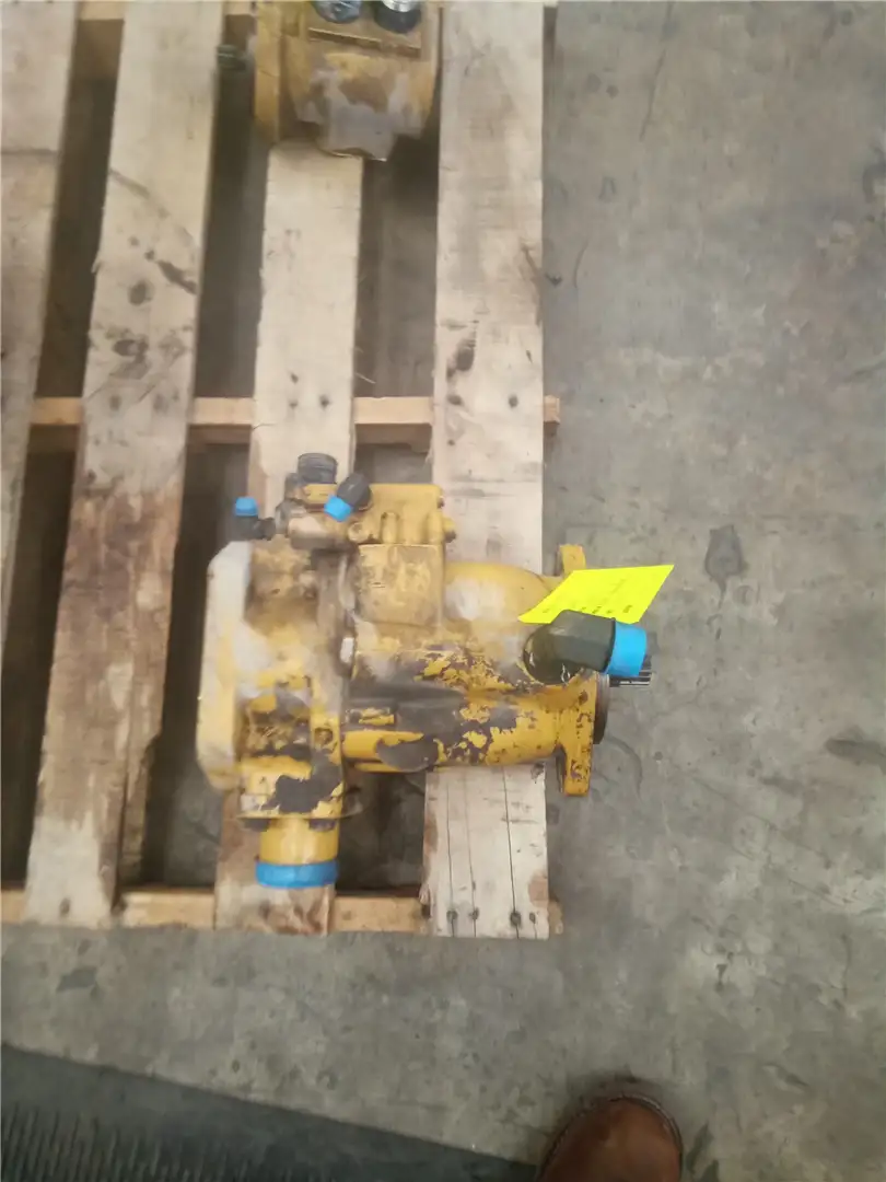 USED STEERING PUMP image