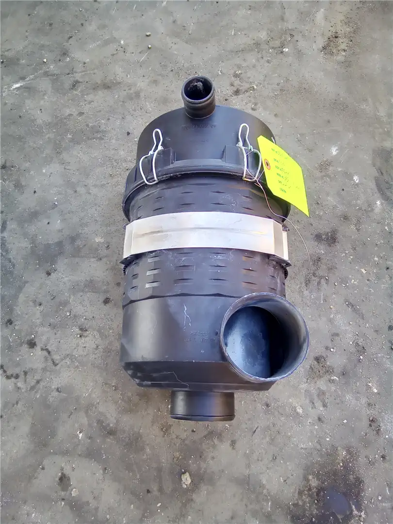 USED AIR CELANER image